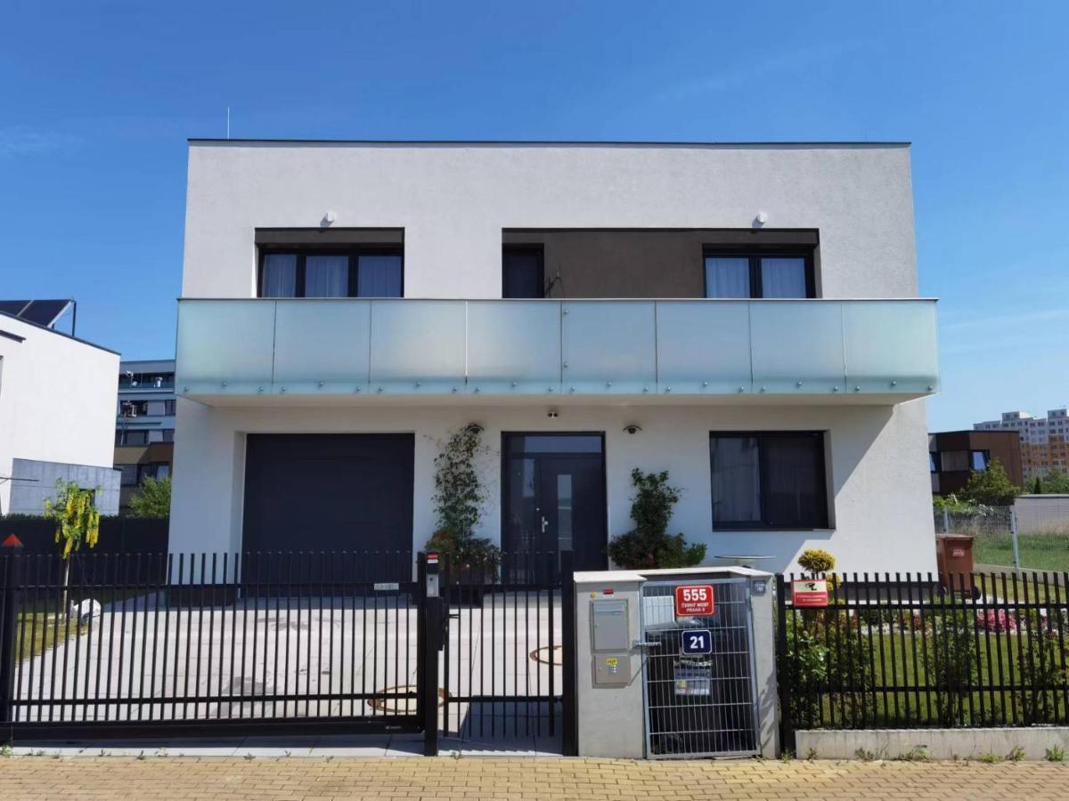 Yipin Villa Praga Esterno foto